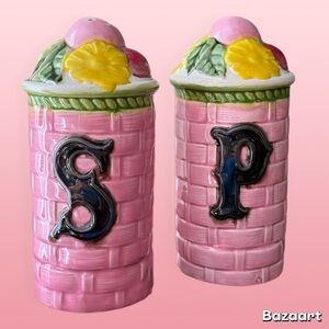 Ceramic Stovetop Salt & Pepper Shaker Set Basket Weave Fruit & Flowers 1970's